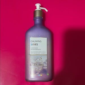 Bath & Body Works Calming Skies Lavender & Peppermint Lotion - Purple